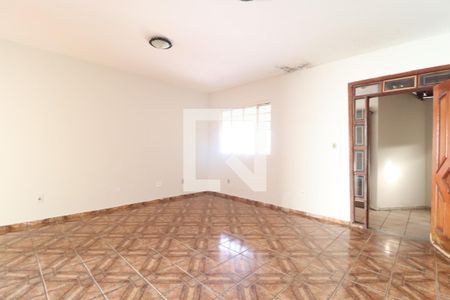 Sala 1 de casa para alugar com 4 quartos, 280m² em Presidente Roosevelt, Uberlândia
