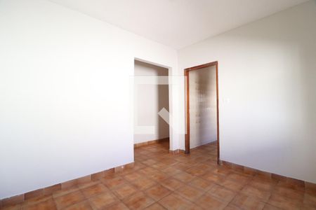 Sala 3 de casa para alugar com 4 quartos, 280m² em Presidente Roosevelt, Uberlândia
