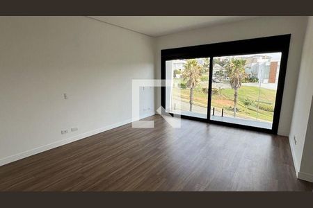 Casa à venda com 4 quartos, 350m² em Cidade Tamboré, Santana de Parnaíba