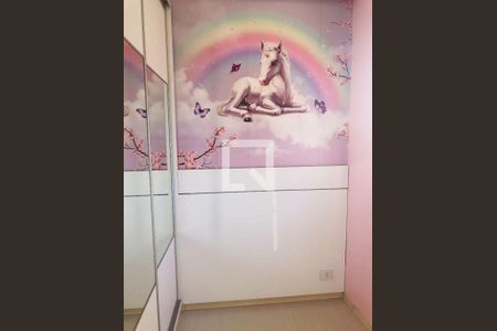 Casa à venda com 3 quartos, 174m² em Vila Invernada, São Paulo