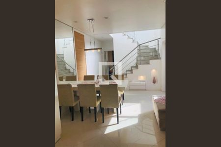 Casa à venda com 3 quartos, 174m² em Vila Invernada, São Paulo