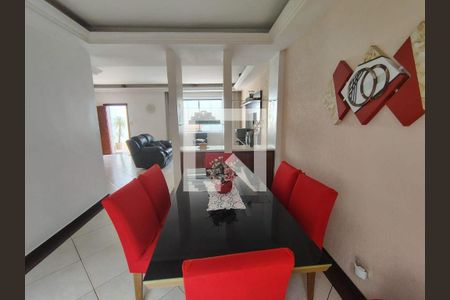 Casa à venda com 3 quartos, 240m² em Vila Mussolini, São Bernardo do Campo