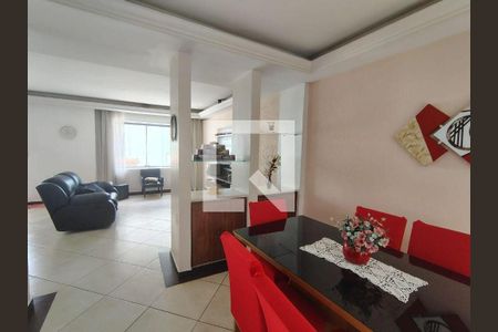 Casa à venda com 3 quartos, 240m² em Vila Mussolini, São Bernardo do Campo