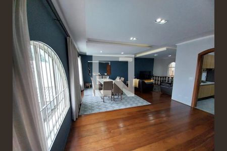 Casa à venda com 3 quartos, 329m² em Morumbi, São Paulo