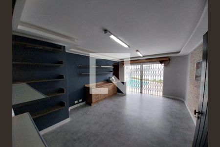 Casa à venda com 3 quartos, 329m² em Morumbi, São Paulo