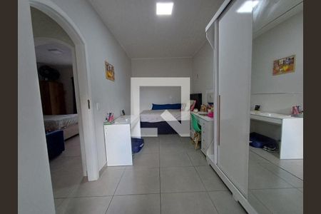 Casa à venda com 3 quartos, 130m² em Vila Carrão, São Paulo