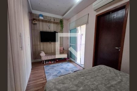 Casa à venda com 3 quartos, 156m² em Vila Carrão, São Paulo