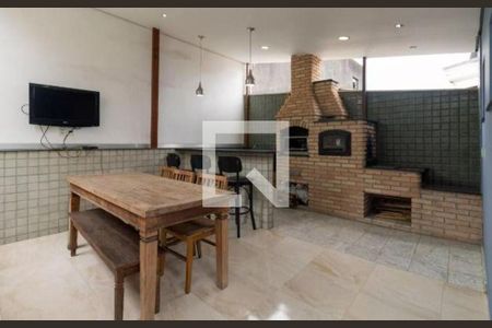 Casa à venda com 3 quartos, 160m² em Vila Prudente, São Paulo