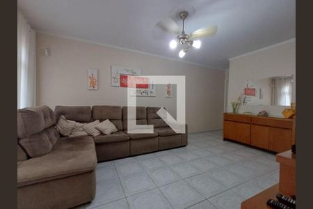 Casa à venda com 3 quartos, 127m² em Vila Carrão, São Paulo