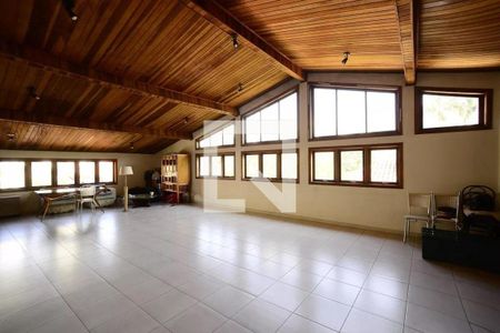 Casa à venda com 3 quartos, 250m² em Vila Mariana, São Paulo