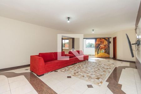 Casa à venda com 3 quartos, 700m² em Utinga, Santo André