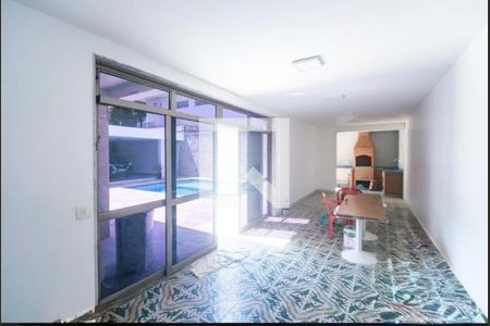 Casa à venda com 5 quartos, 386m² em Vila Santo Estevão, São Paulo