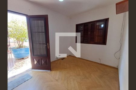 Casa à venda com 3 quartos, 153m² em Vila Carrão, São Paulo