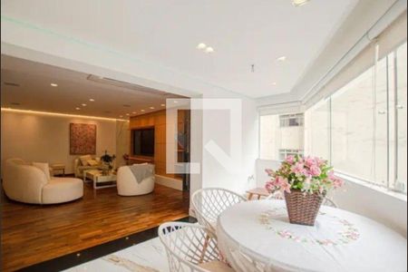 Apartamento à venda com 3 quartos, 199m² em Moema, São Paulo