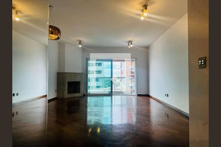 Apartamento à venda com 3 quartos, 145m² em Aclimação, São Paulo