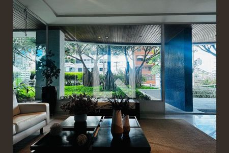 Apartamento à venda com 3 quartos, 145m² em Aclimação, São Paulo