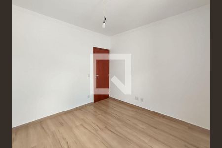 Casa à venda com 3 quartos, 110m² em Vila Prudente, São Paulo