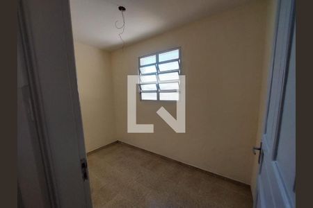 Casa para alugar com 4 quartos, 140m² em Vila Invernada, São Paulo