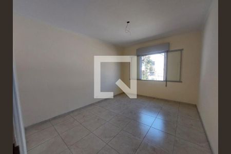 Casa para alugar com 4 quartos, 140m² em Vila Invernada, São Paulo