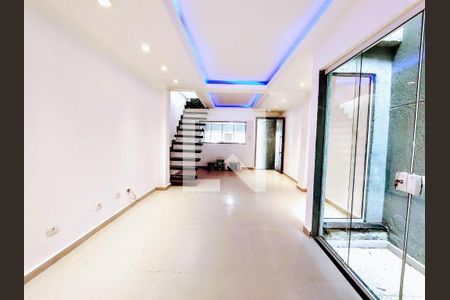 Casa à venda com 3 quartos, 180m² em Chácara Japonesa, São Paulo