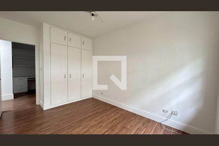 Casa para alugar com 4 quartos, 250m² em Jardim Paulista, Barueri