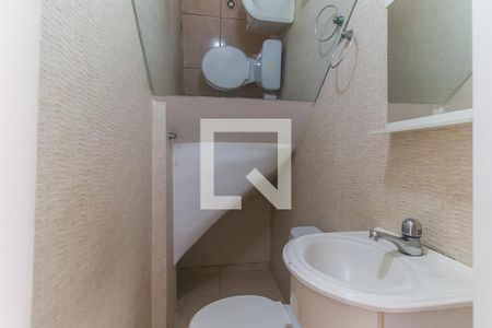 Lavabo de casa de condomínio para alugar com 2 quartos, 75m² em Conjunto Residencial Bela Vista, Poá