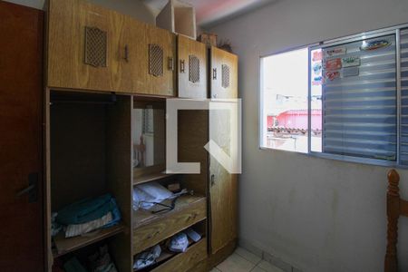 Quarto 2 de casa à venda com 4 quartos, 160m² em Parque Arariba, São Paulo