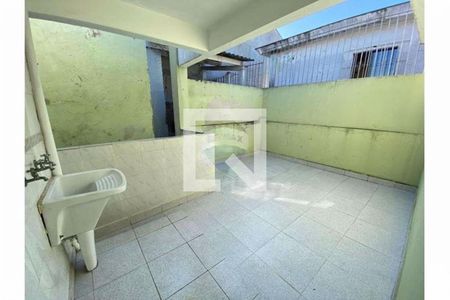 Casa à venda com 2 quartos, 101m² em Vila Ivone, São Paulo