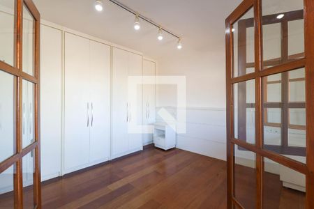 Casa de Condomínio à venda com 3 quartos, 372m² em Jardim Daysy, São Paulo