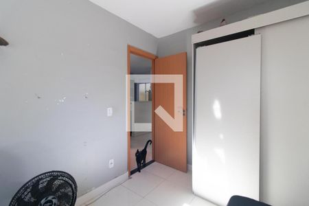 Quarto 1 de apartamento para alugar com 2 quartos, 48m² em Cavalhada, Porto Alegre