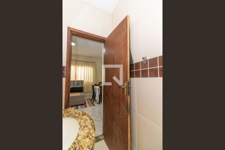 Banheiro de casa à venda com 3 quartos, 330m² em Realengo, Rio de Janeiro