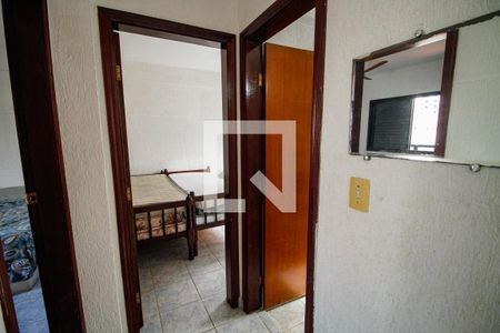 Sala de apartamento para alugar com 2 quartos, 58m² em Vila Tupi, Praia Grande