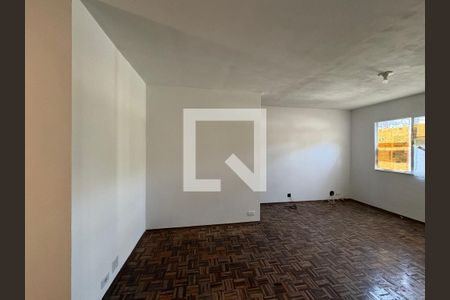Sala de casa para alugar com 3 quartos, 80m² em Conjunto Residencial Vista Verde, São Paulo
