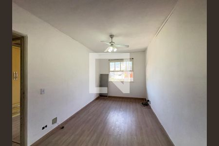 Quarto 2 de casa para alugar com 3 quartos, 80m² em Conjunto Residencial Vista Verde, São Paulo