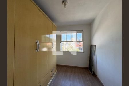 Quarto 1 de casa para alugar com 3 quartos, 80m² em Conjunto Residencial Vista Verde, São Paulo