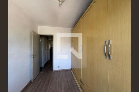 Quarto 1 de casa para alugar com 3 quartos, 80m² em Conjunto Residencial Vista Verde, São Paulo