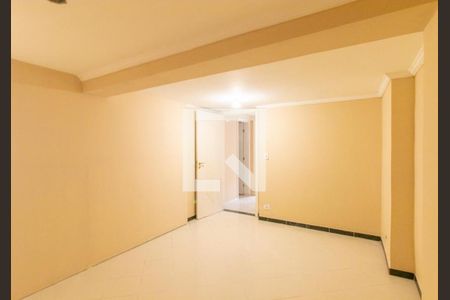 Quarto 1 de casa para alugar com 3 quartos, 300m² em Pilarzinho, Curitiba