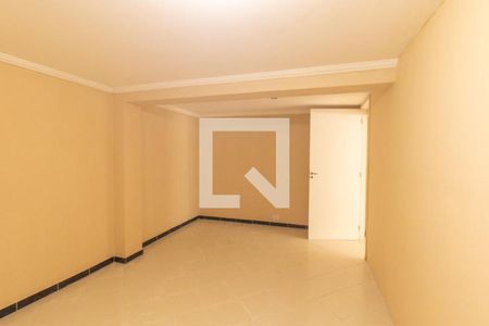 Quarto 1 de casa para alugar com 3 quartos, 300m² em Pilarzinho, Curitiba