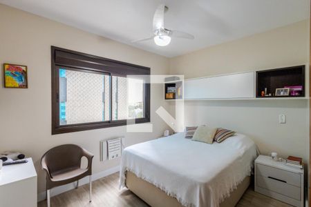 Quarto 1 de apartamento para alugar com 2 quartos, 85m² em São Geraldo, Porto Alegre