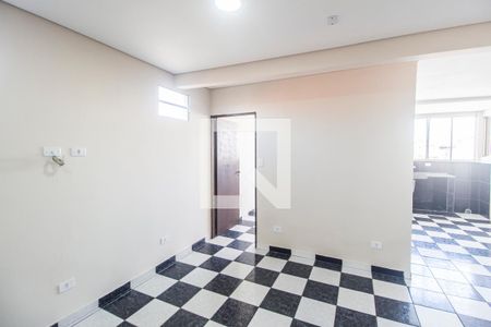 Sala  de casa para alugar com 1 quarto, 60m² em Jardim Yaya, Carapicuíba