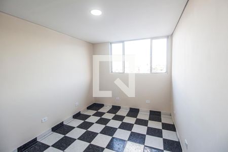 Quarto de casa para alugar com 1 quarto, 60m² em Jardim Yaya, Carapicuíba