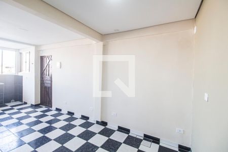 Sala  de casa para alugar com 1 quarto, 60m² em Jardim Yaya, Carapicuíba