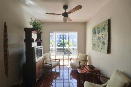 Sala de apartamento para alugar com 3 quartos, 70m² em Jardim Vitoria, Guarujá