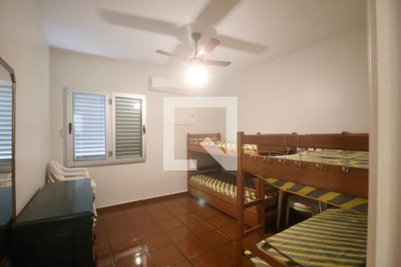 Quarto de apartamento para alugar com 3 quartos, 70m² em Jardim Vitoria, Guarujá