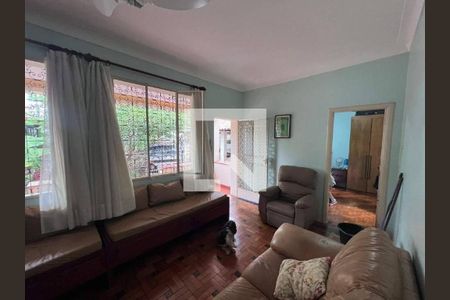 Casa à venda com 3 quartos, 215m² em Floresta, Belo Horizonte