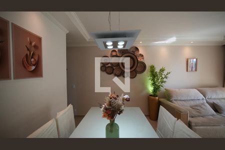Sala de apartamento à venda com 2 quartos, 67m² em Vila Homero Thon, Santo André