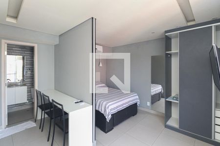 Cozinha de kitnet/studio para alugar com 1 quarto, 26m² em Vila Nilo, São Paulo