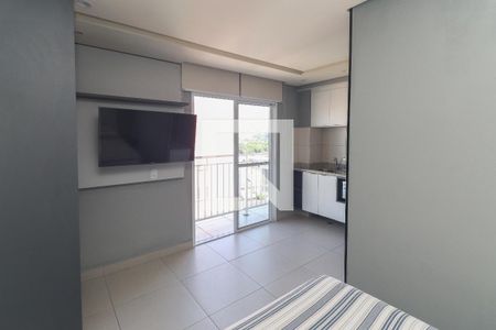 Sala/Quarto de kitnet/studio para alugar com 1 quarto, 26m² em Vila Nilo, São Paulo