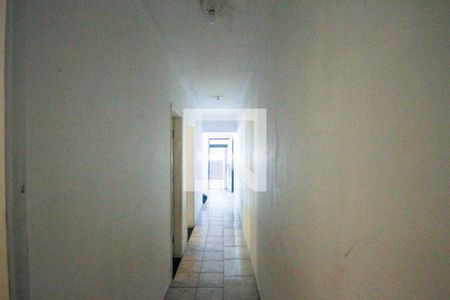Corredor de casa para alugar com 2 quartos, 120m² em Vila Carrão, São Paulo