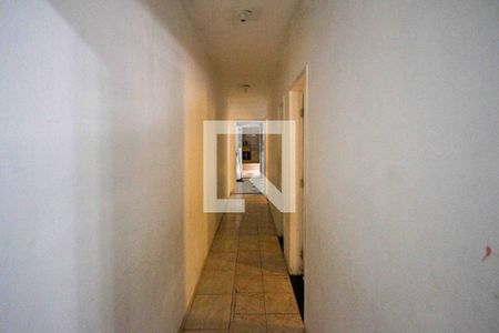 Corredor de casa para alugar com 2 quartos, 120m² em Vila Carrão, São Paulo